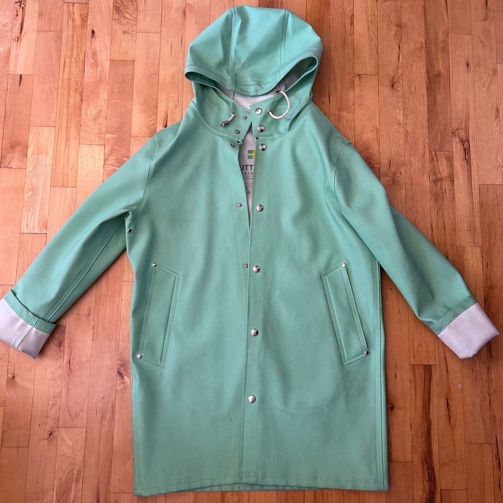 Stutterheim Mint Green Stockholm Raincoat — Size Small